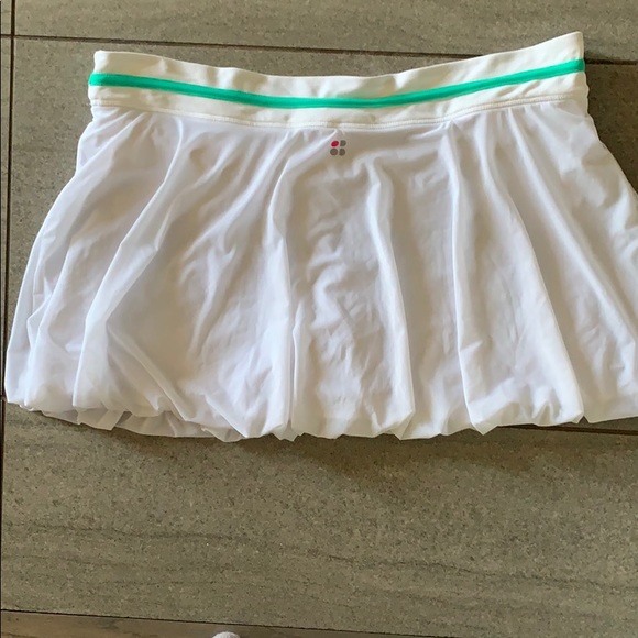 Sweaty Betty tennis skirt - Picture 3 of 3